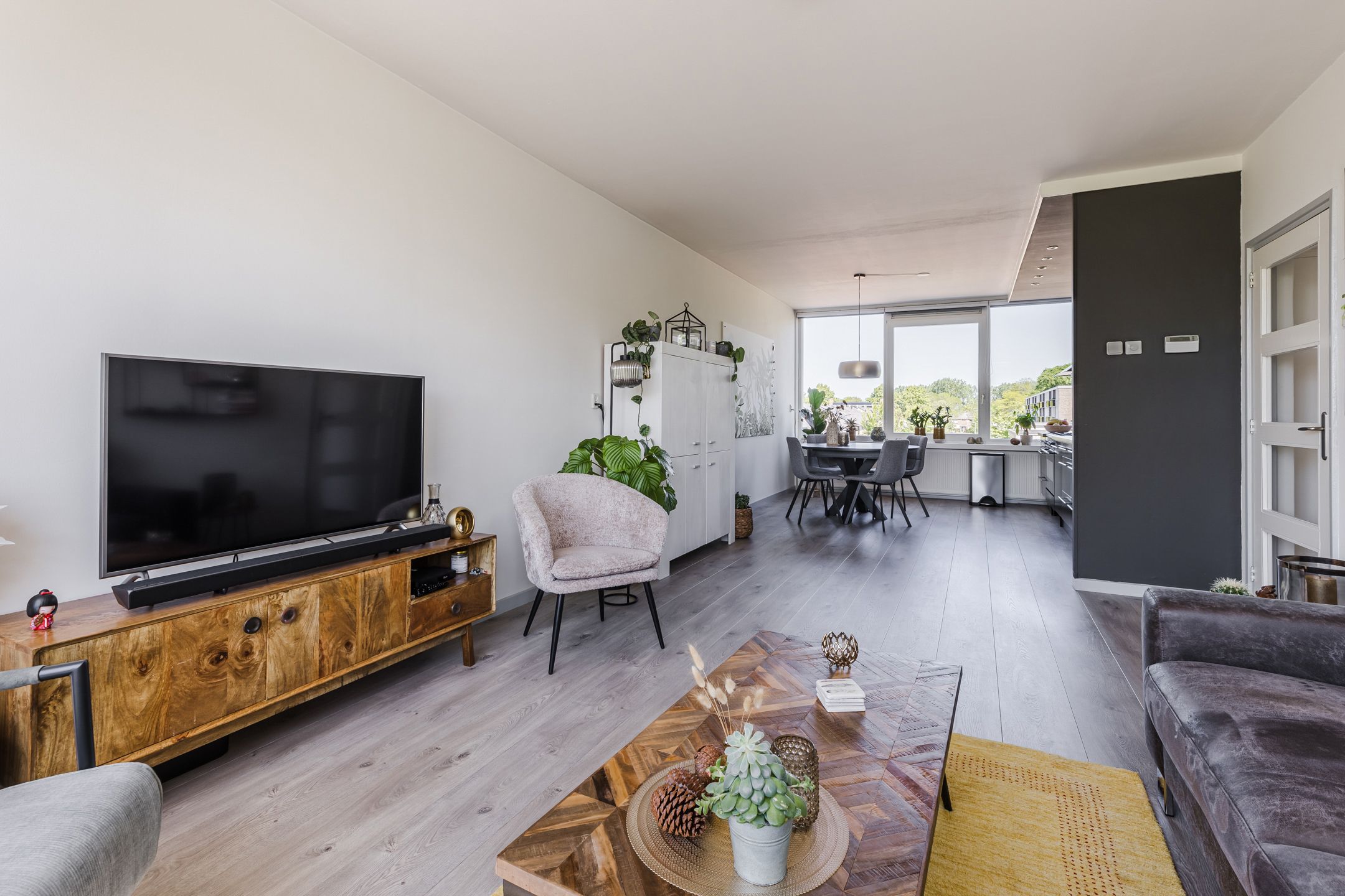 Photo 6 of Troostlaan 21