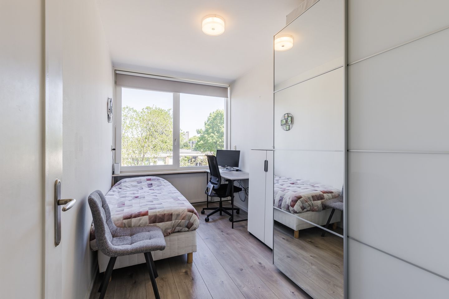 Photo 14 of Troostlaan 21