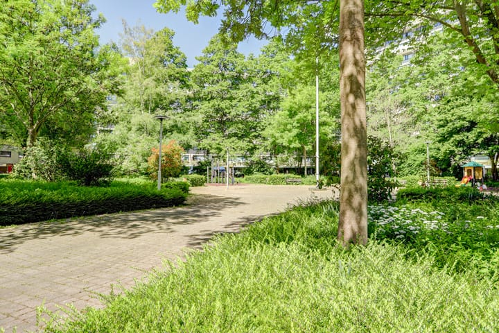 Foto 30 van Dokter van Stratenweg 209