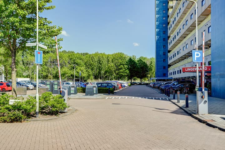 Foto 32 van Dokter van Stratenweg 209