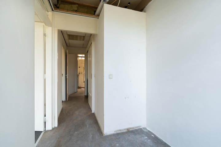 Foto 15 van Van Hallstraat 8