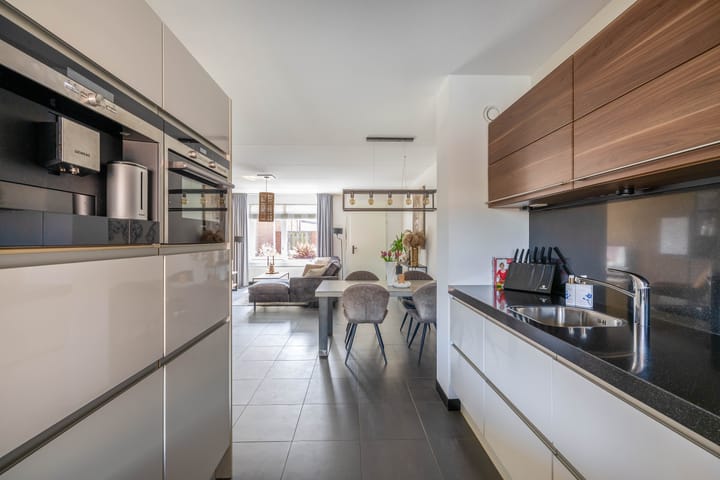 Foto 12 van Haagsestraat 10