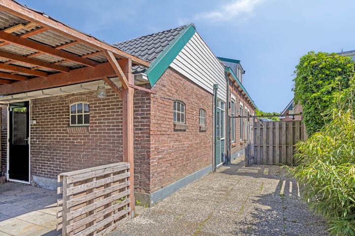 Foto 38 van Stationsstraat 10