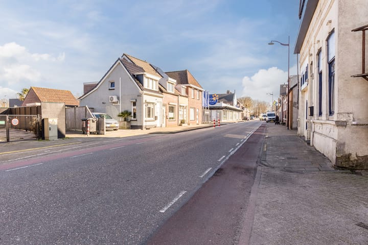 Foto 11 van Molenstraat 106