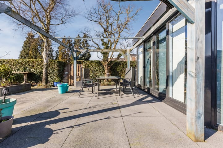 Foto 69 van Molenstraat 106