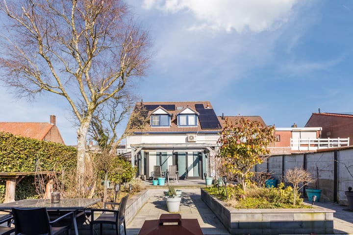 Foto 73 van Molenstraat 106