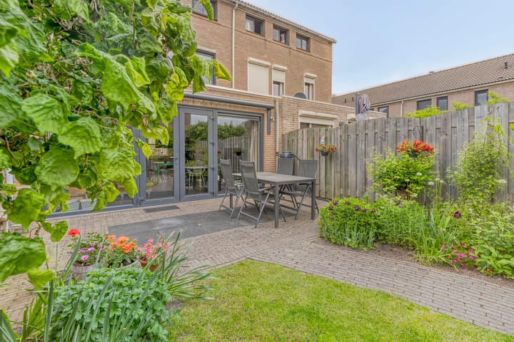 Foto 26 van Raaimoeren 66