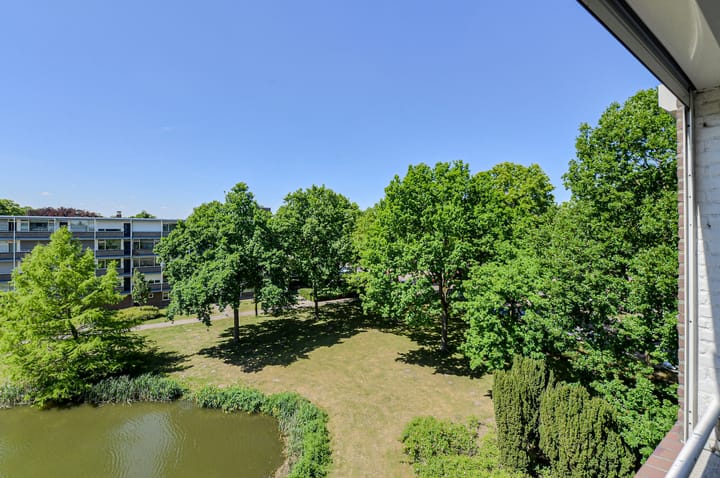 Foto 16 van Hertogenlaan 202