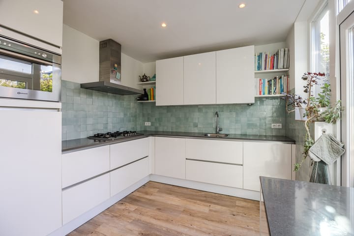 Foto 10 van Meeuwenlaan 14