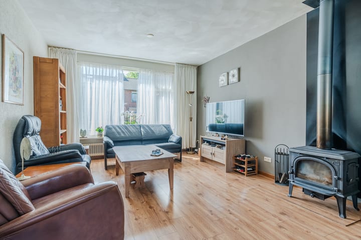 Foto 10 van Irenestraat 4