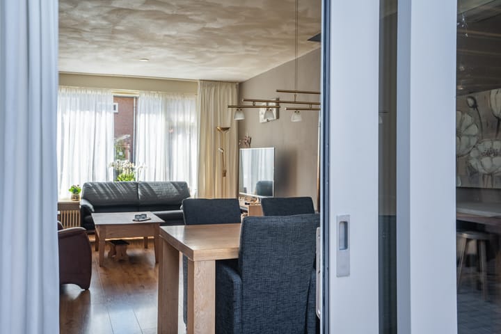 Foto 19 van Irenestraat 4