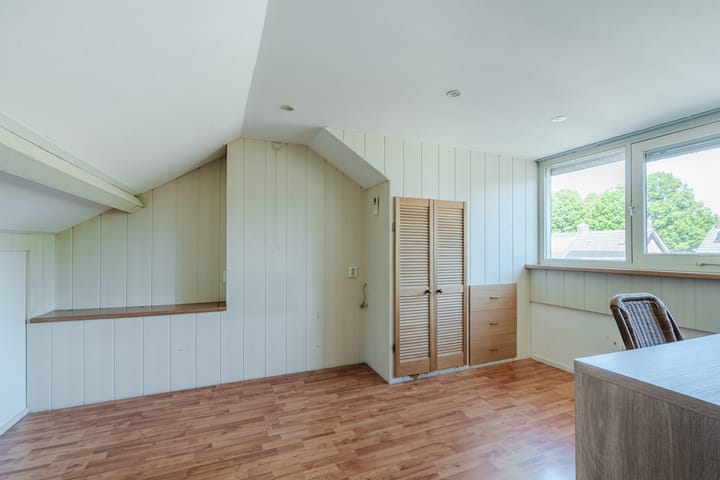 Foto 32 van Irenestraat 4