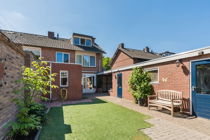 Foto 43 van Irenestraat 4