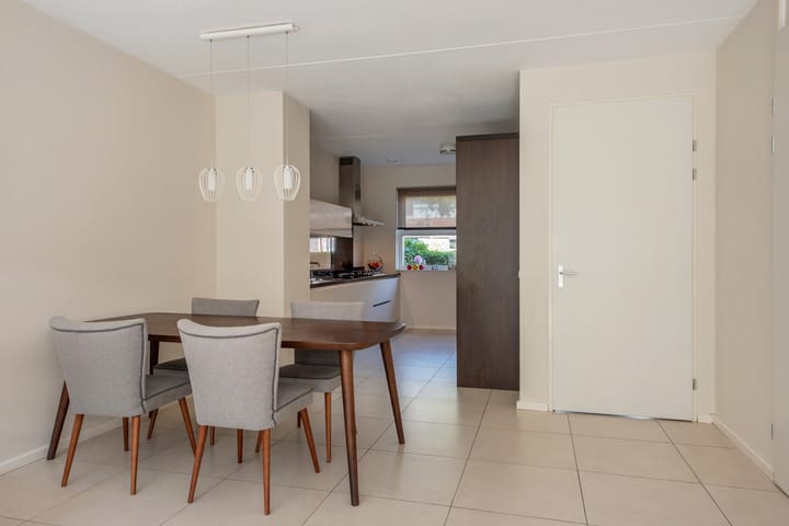 Foto 10 van Hoofpolderstraat 10