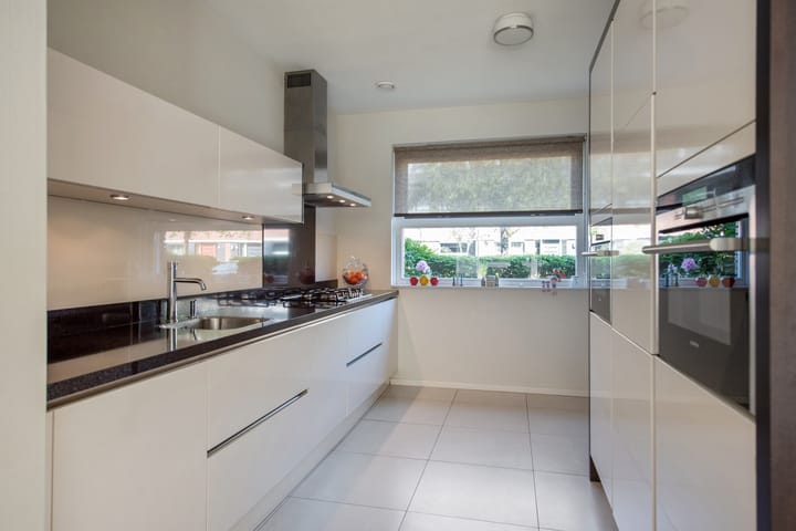 Foto 11 van Hoofpolderstraat 10