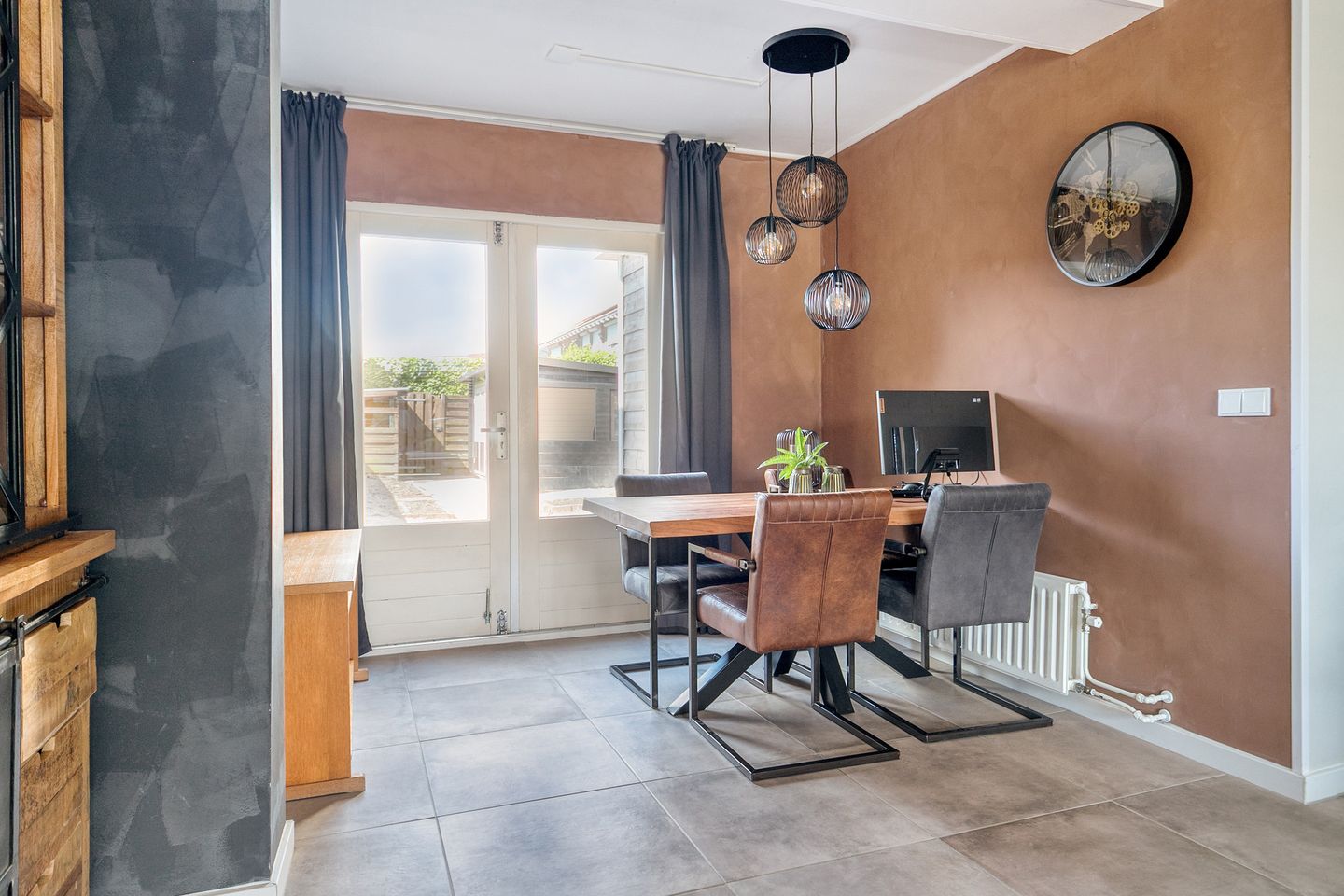 Photo 14 of Burg Sandbergstraat 27