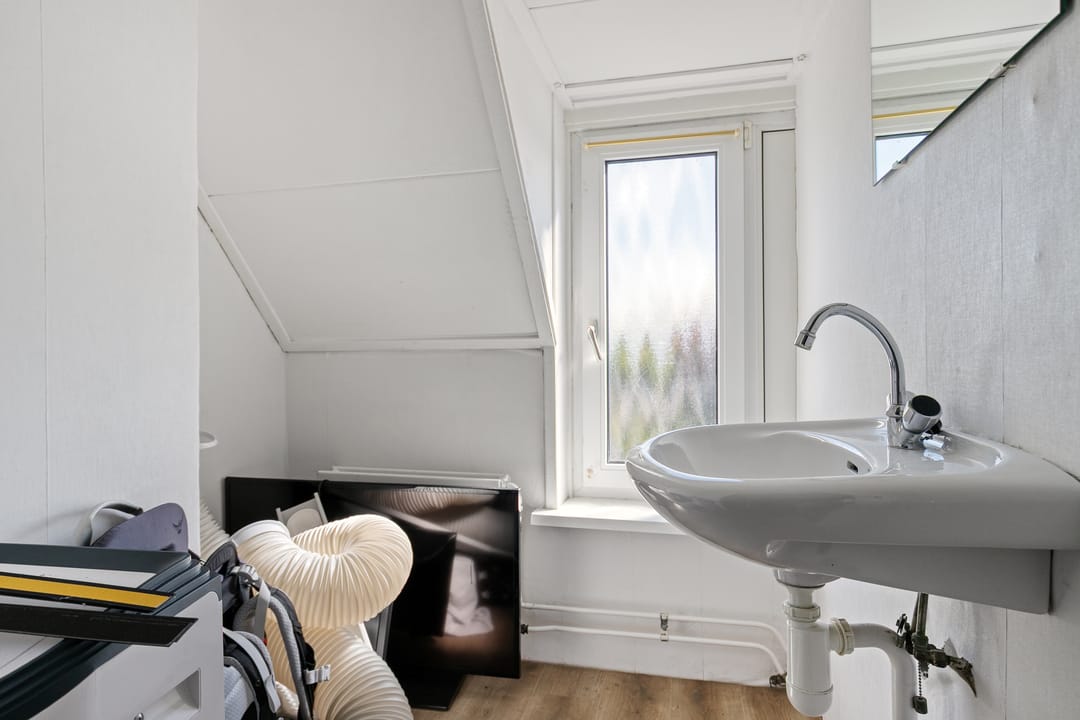 Photo 28 of Burg Sandbergstraat 27