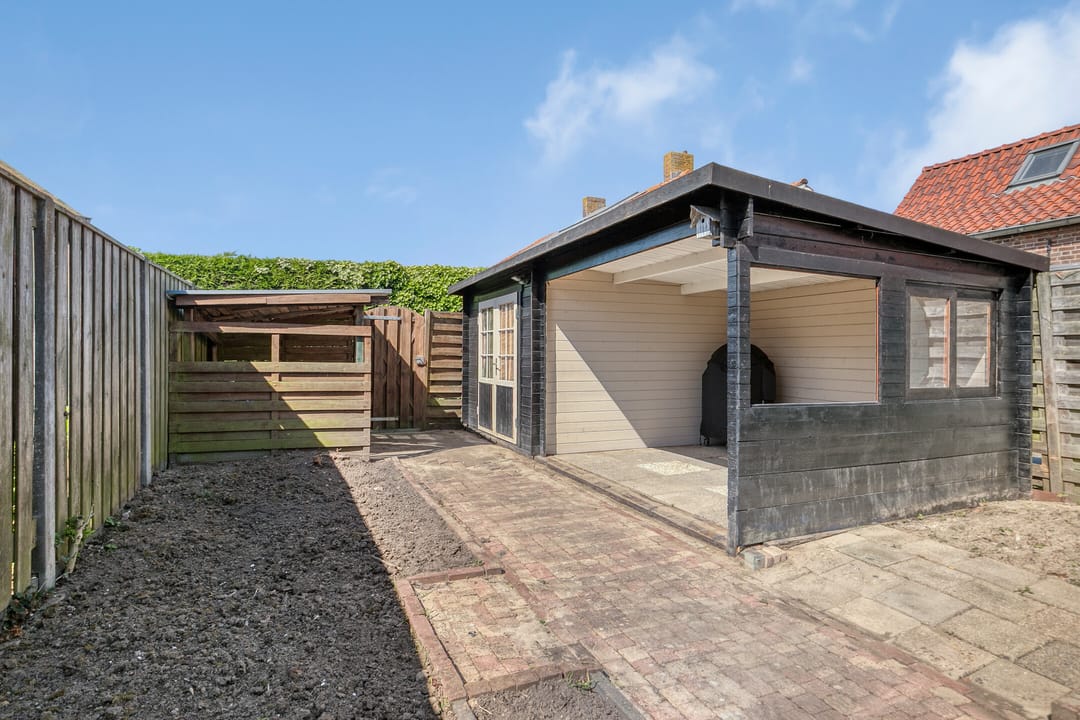 Photo 31 of Burg Sandbergstraat 27