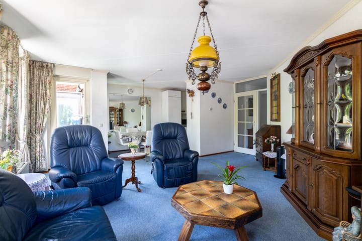 Foto 10 van Esserstraat 85