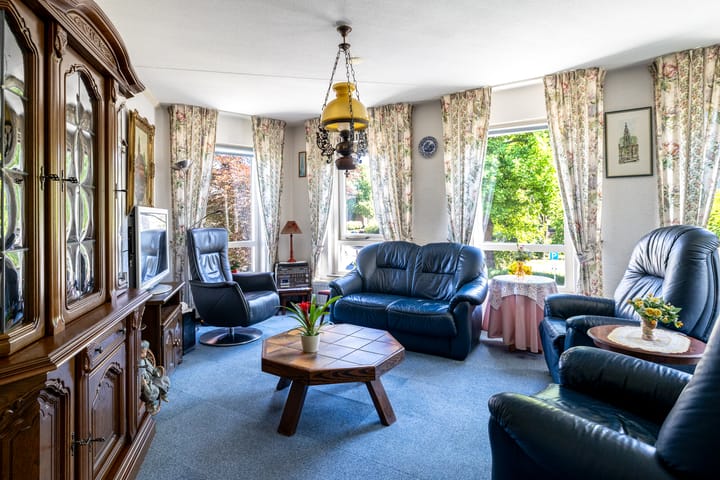 Foto 11 van Esserstraat 85