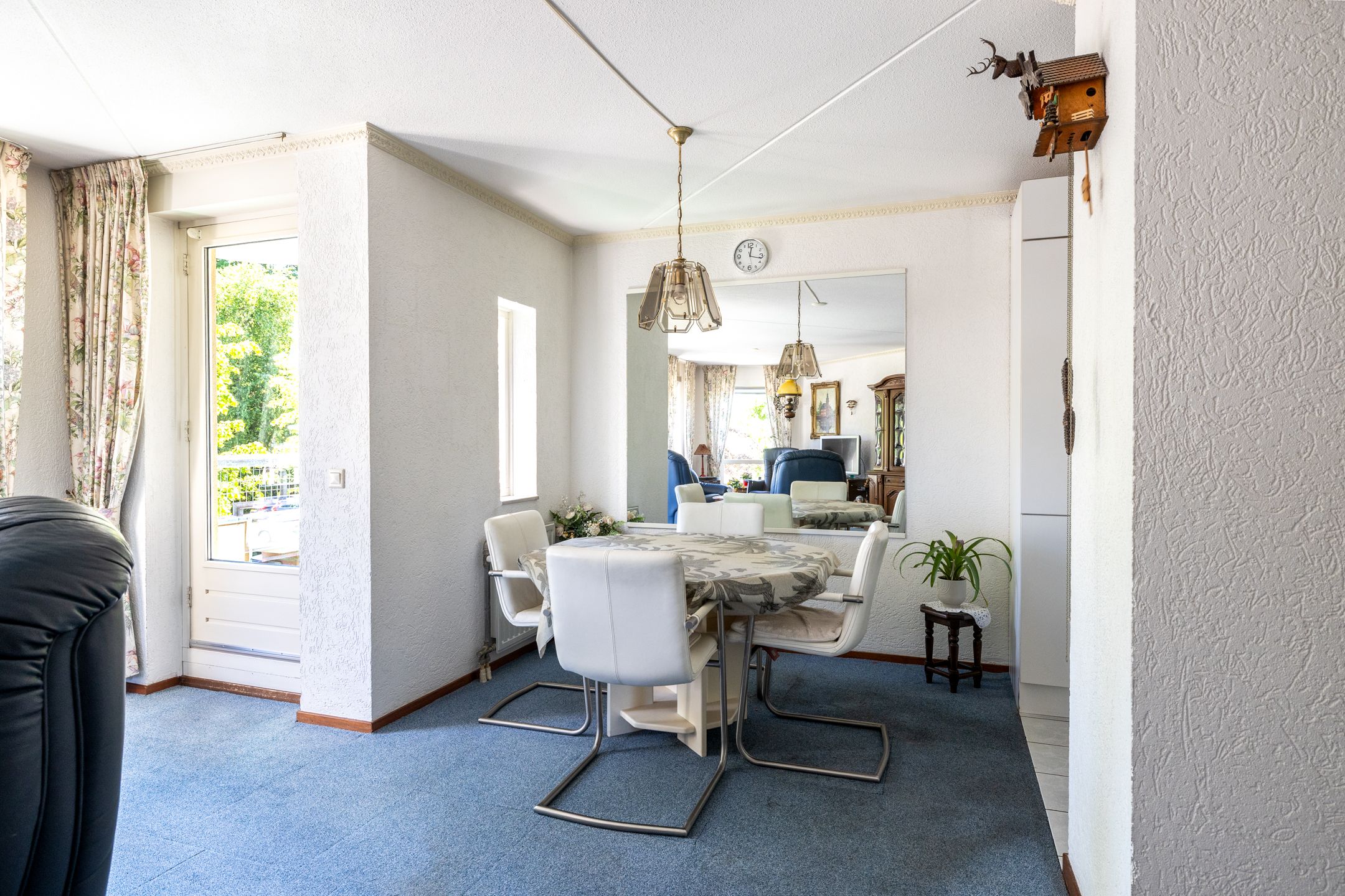 Photo 12 of Esserstraat 85