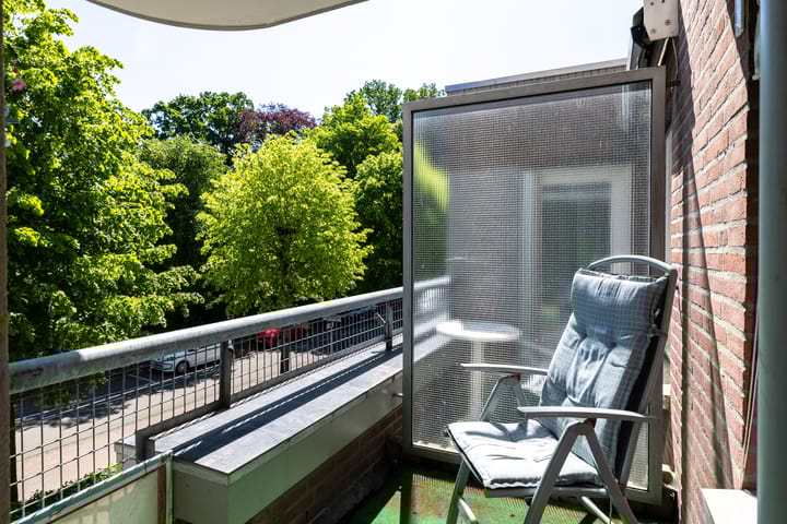 Foto 19 van Esserstraat 85