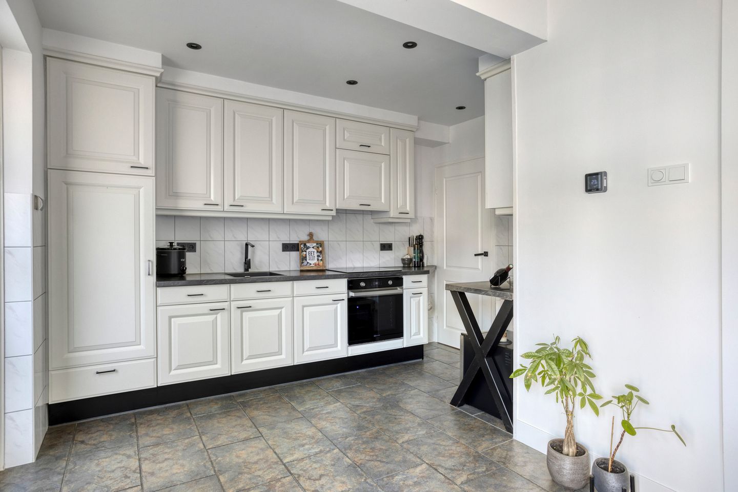 Foto 10 van Trompstraat 67