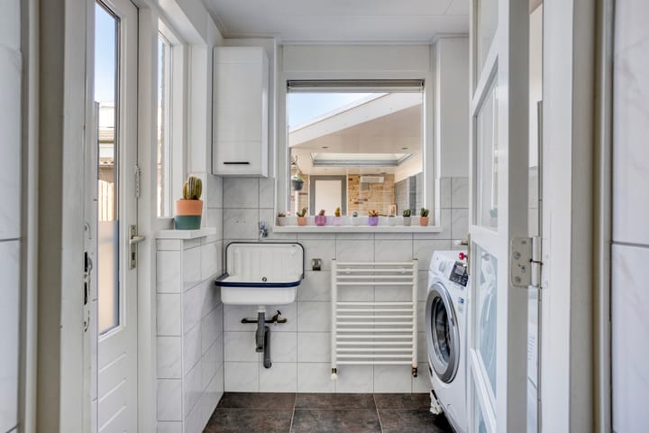 Foto 14 van Trompstraat 67