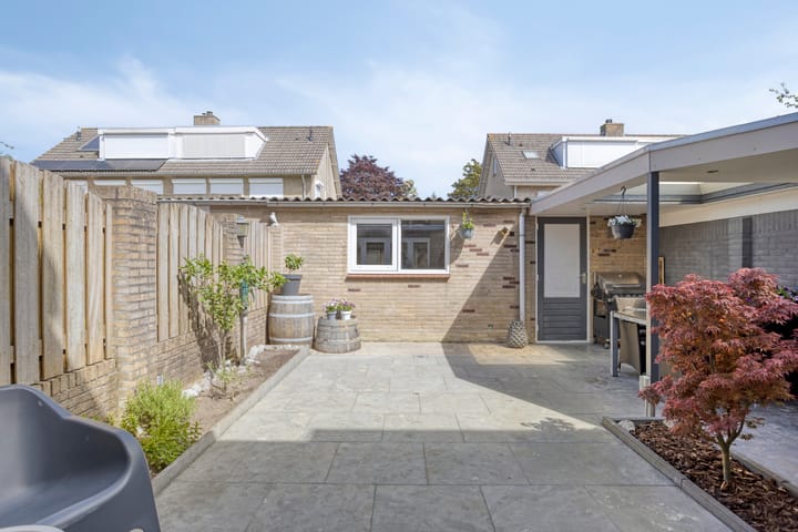 Foto 17 van Trompstraat 67