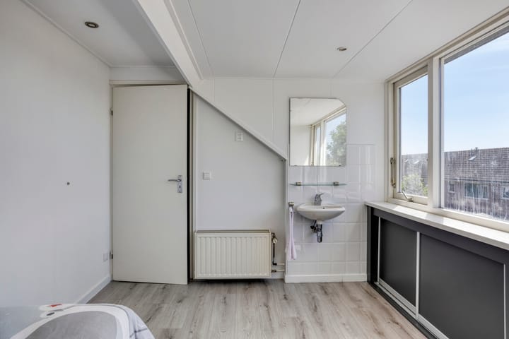 Foto 30 van Trompstraat 67