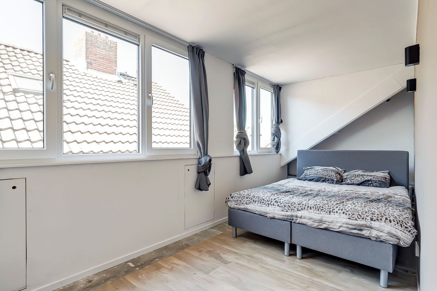 Foto 25 van Tongnaald 42