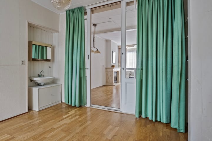 Foto 10 van Zuidsingel 4