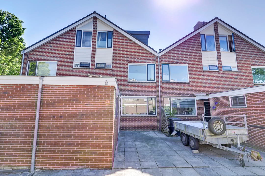 Foto 38 van Tongnaald 42