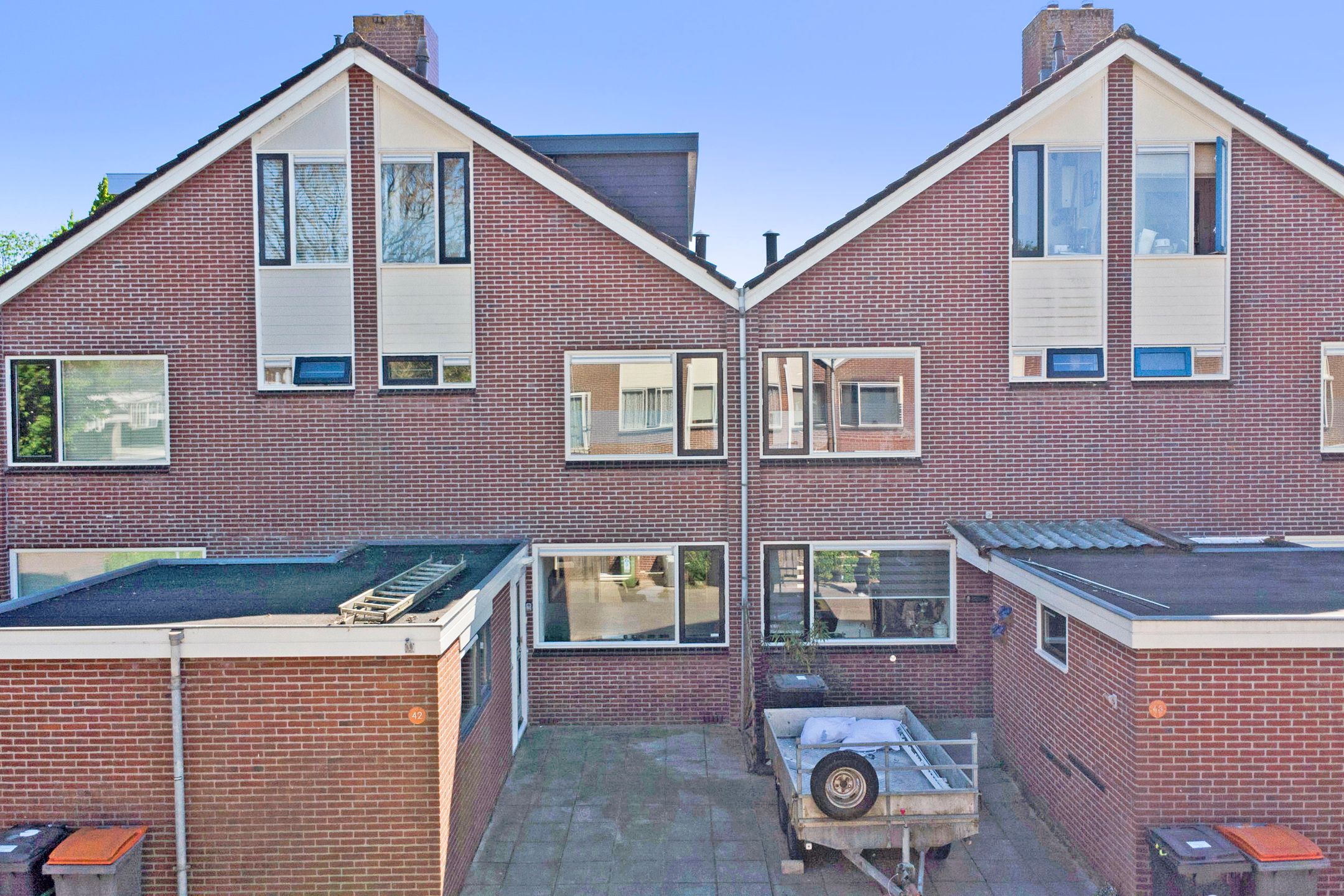 Foto 39 van Tongnaald 42