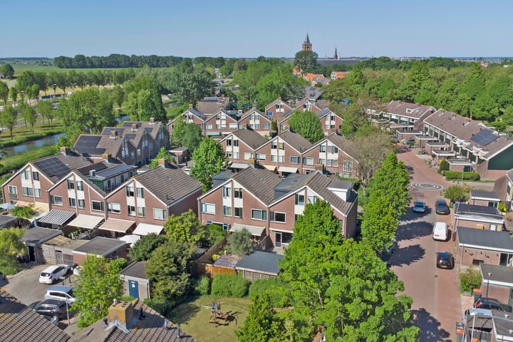 Photo 42 of Tongnaald 42