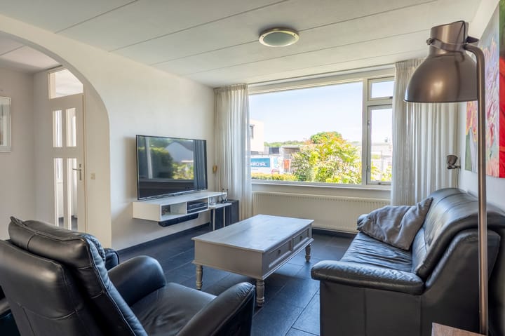 Foto 15 van Oelovenstraat 12