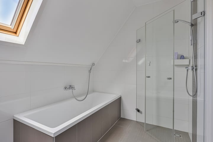 Photo 30 of Lomanskamp 18