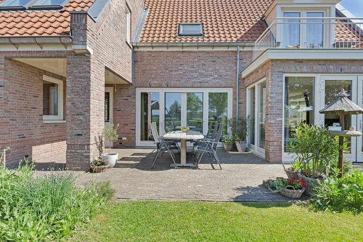 Photo 41 of Lomanskamp 18