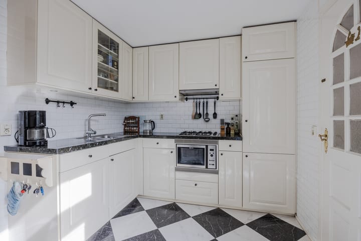 Foto 3 van Waldeck Pyrmontstraat 28