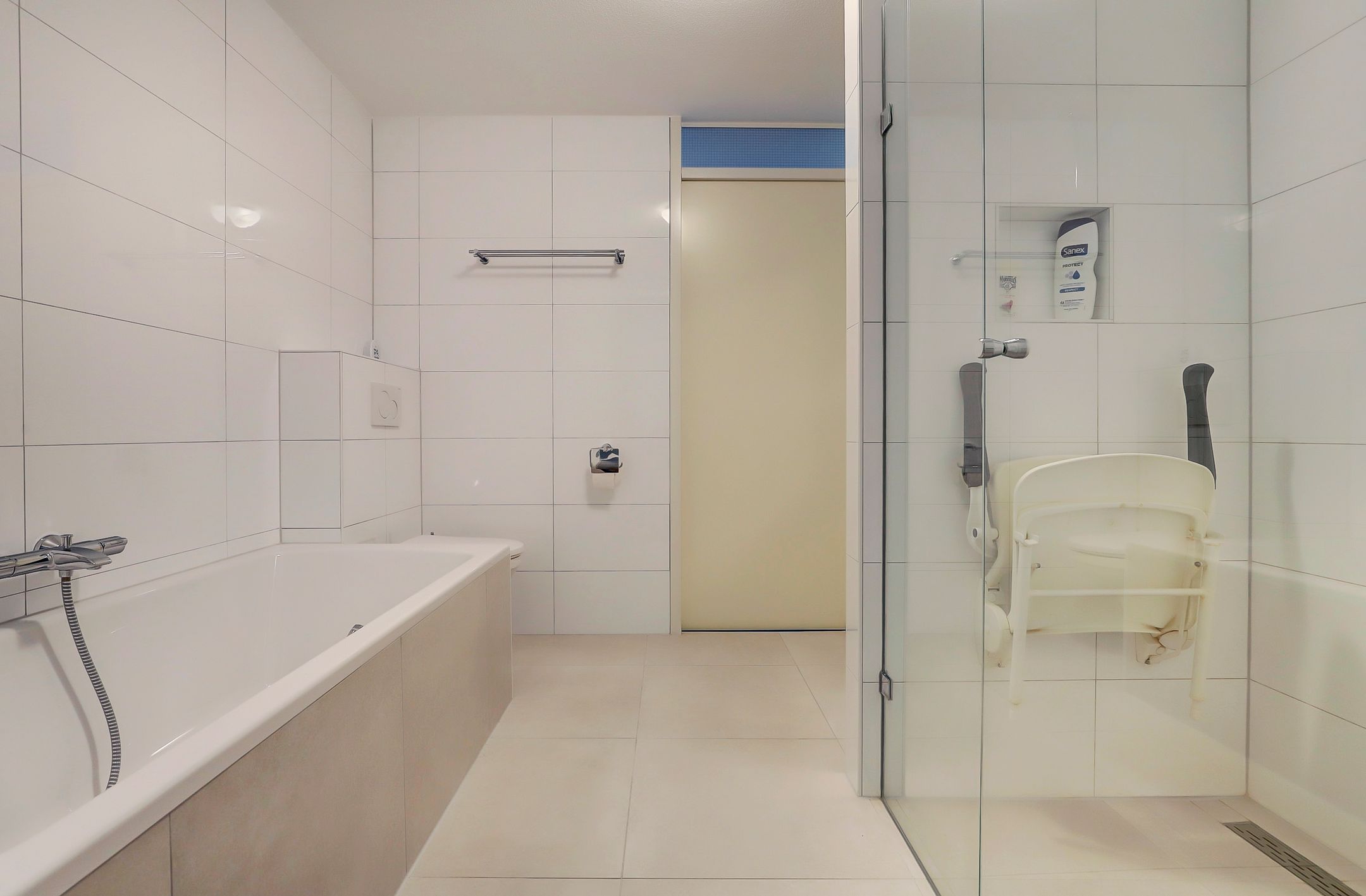 Foto 30 van Raadhuisplein 9