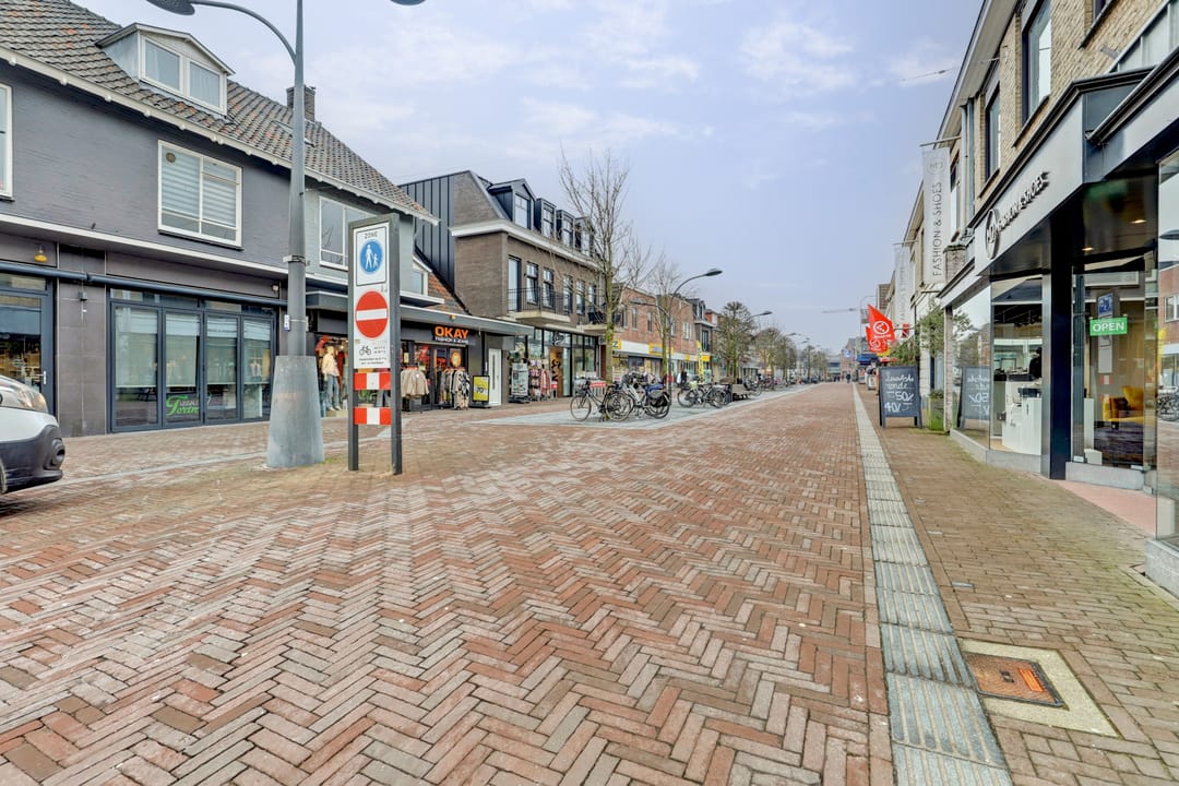 Foto 46 van Raadhuisplein 9