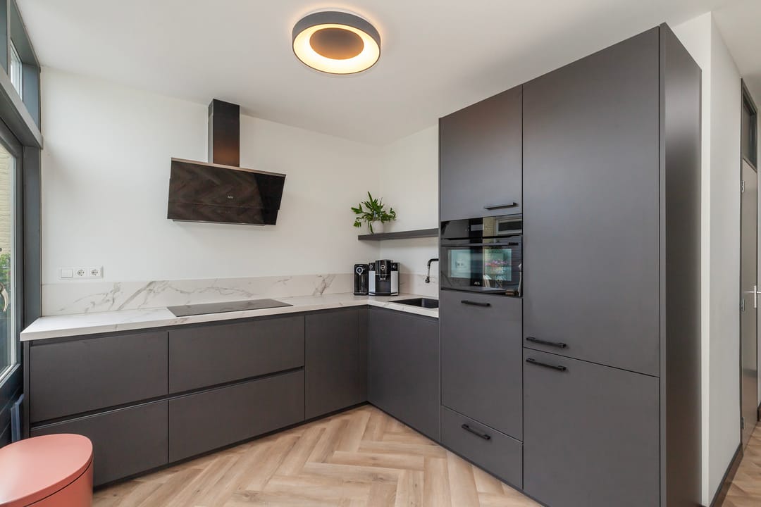 Photo 23 of Charlotte de Bourbonlaan 8