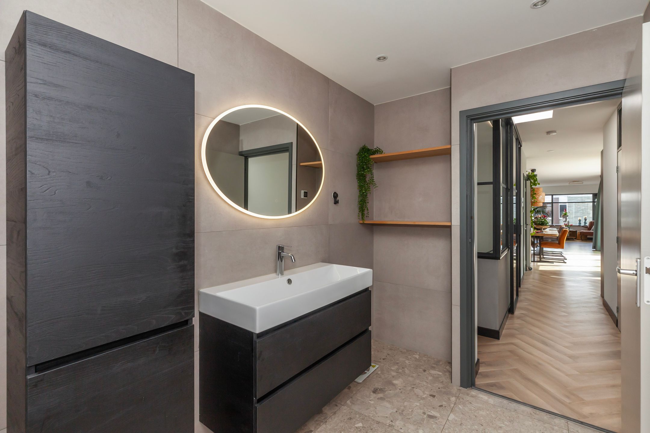 Photo 33 of Charlotte de Bourbonlaan 8