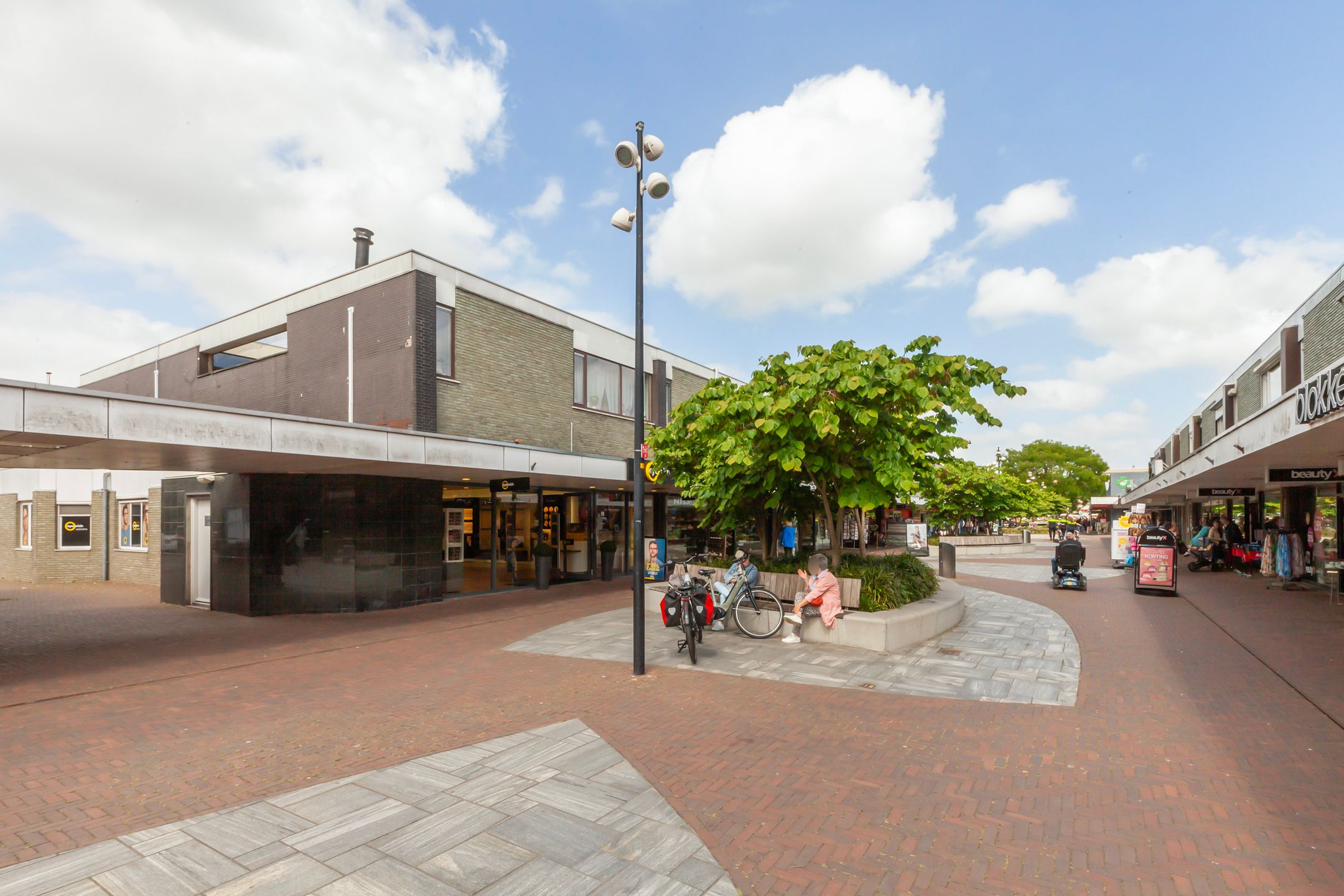 Photo 39 of Charlotte de Bourbonlaan 8