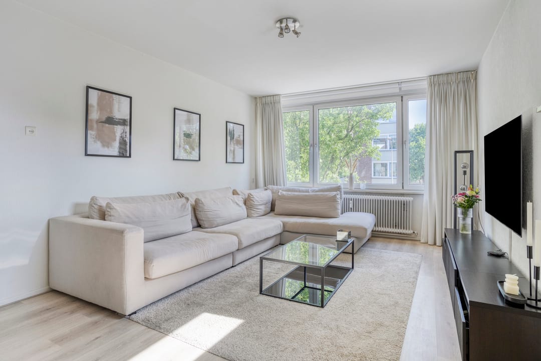 Foto 1 van Adelbert van Scharnlaan E 38