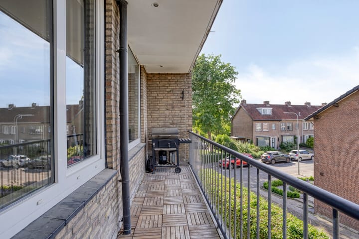 Foto 9 van Adelbert van Scharnlaan E 38