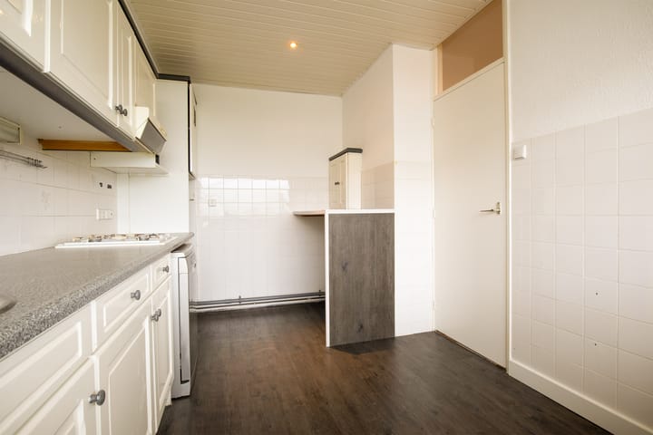 Photo 9 of Van Borselenstraat 48