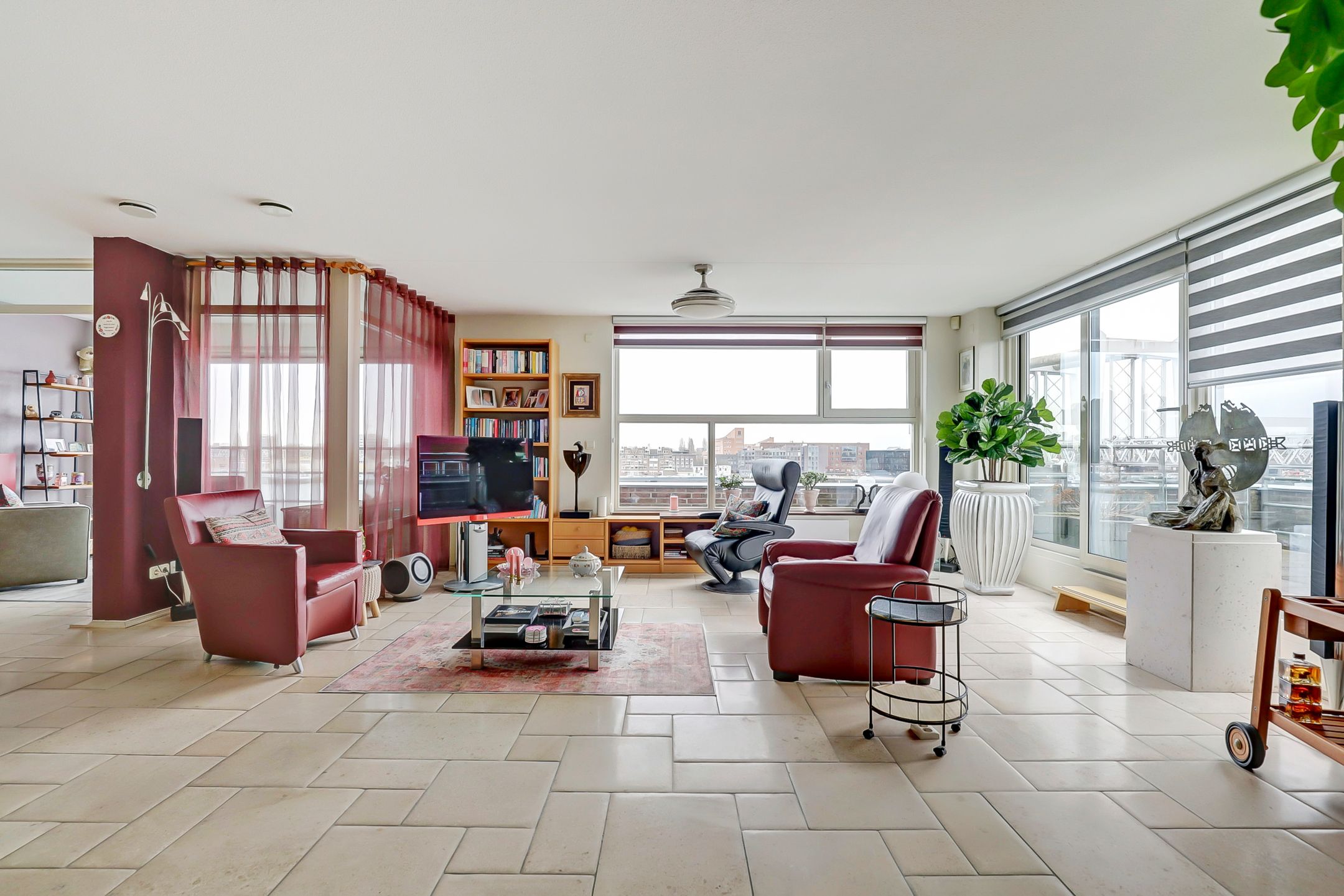 Photo 9 of Westpier 41