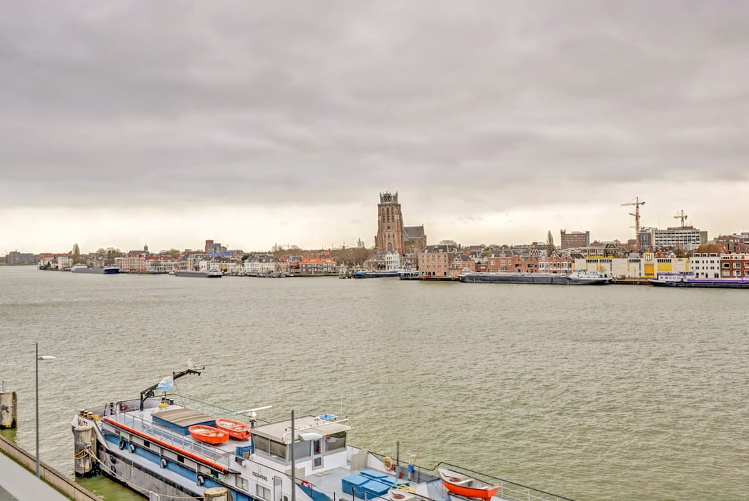 Photo 38 of Westpier 41