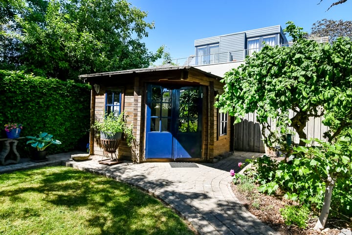 Photo 41 of Conference 7